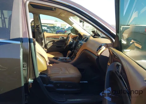 2016 Buick Enclave Premium z USA, uszkodzony, nr VIN 5GAKRCKD2GJ241760